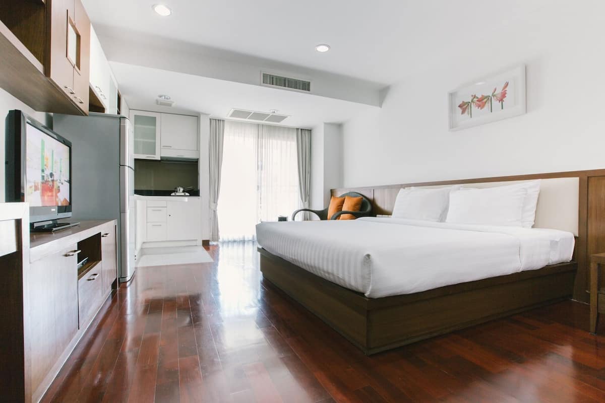 Coffre-fort, bureau, espace de travail pour ordinateurs portables