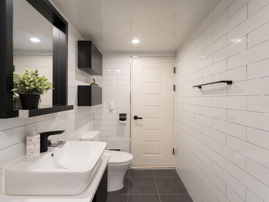 Salle de bain commune