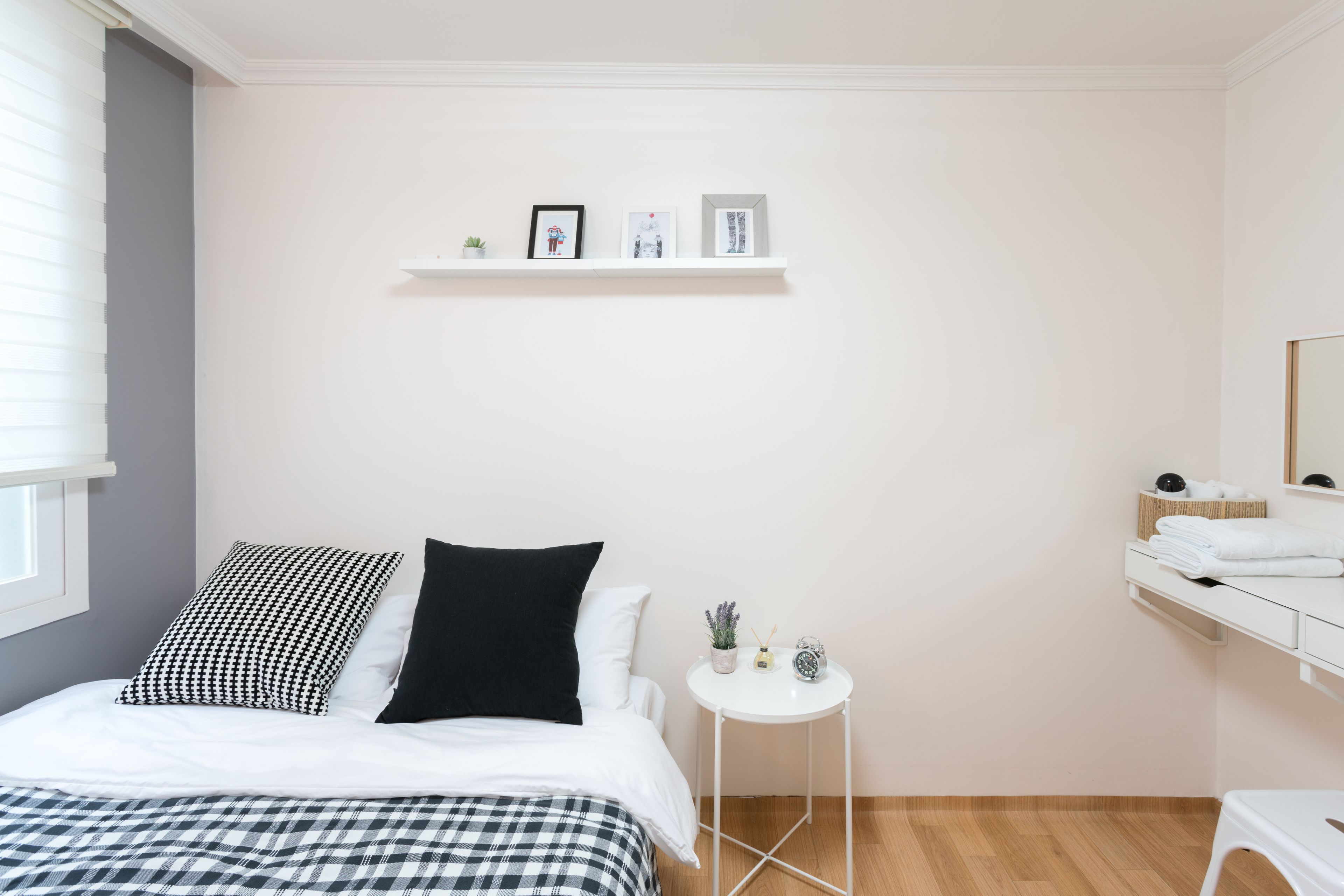 ベーシック ダブルルーム (Shared Bathroom) | アイロン / アイロン台、WiFi (無料)、ベッドシーツ