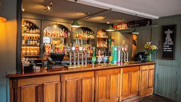 Bar (in der Unterkunft)