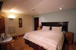 Superior-dobbeltværelse til 1 person | Premium-sengetøj, skrivebord, mørklægningsgardiner, lydisolering