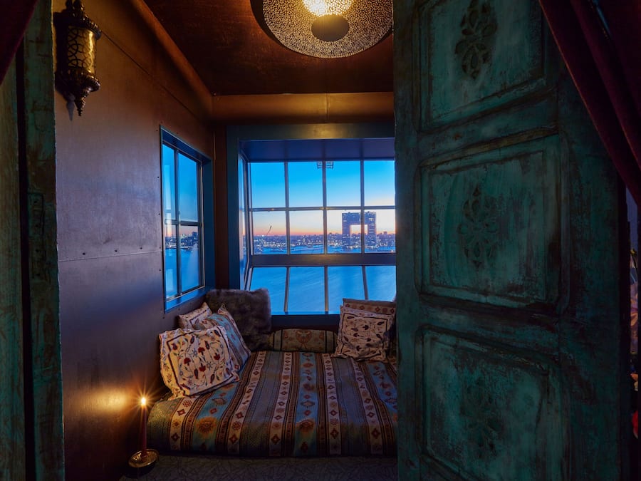 Exclusieve suite, 1 kingsize bed, bad, uitzicht op het water | 1 slaapkamer, lakens van Egyptisch katoen, luxe beddengoed