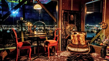 Design Suite, Tower (Mystique) | 1 habitación, sábanas de algodón egipcio y ropa de cama de alta calidad