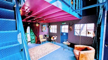 Exclusieve suite, 1 kingsize bed, bad, uitzicht op het water | 1 slaapkamer, lakens van Egyptisch katoen, luxe beddengoed