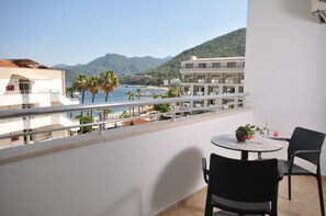 Standard Room, Partial Sea View | Ausblick vom Zimmer