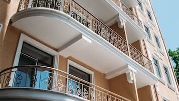 Ngoại thất