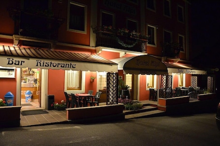 Front of property - evening/night