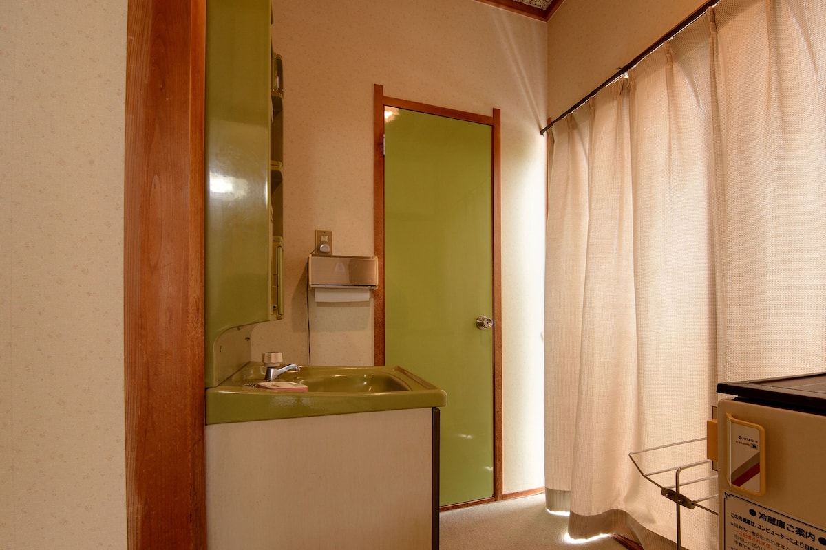 Japanese Room, 8-10 Tatami-Mats | In-room safe, WiFi (free)