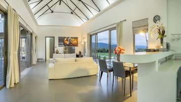 2 Bedroom Executive Villa | In-room safe, desk, rollaway beds, free WiFi