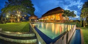 Outdoor pool - Lucerne Resort Khao Yai (Pak Chong)