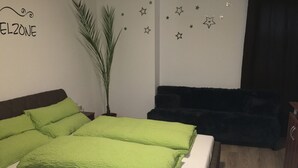 Apartment, 1 Bedroom | 1 bedroom, minibar, cots/infant beds, free WiFi
