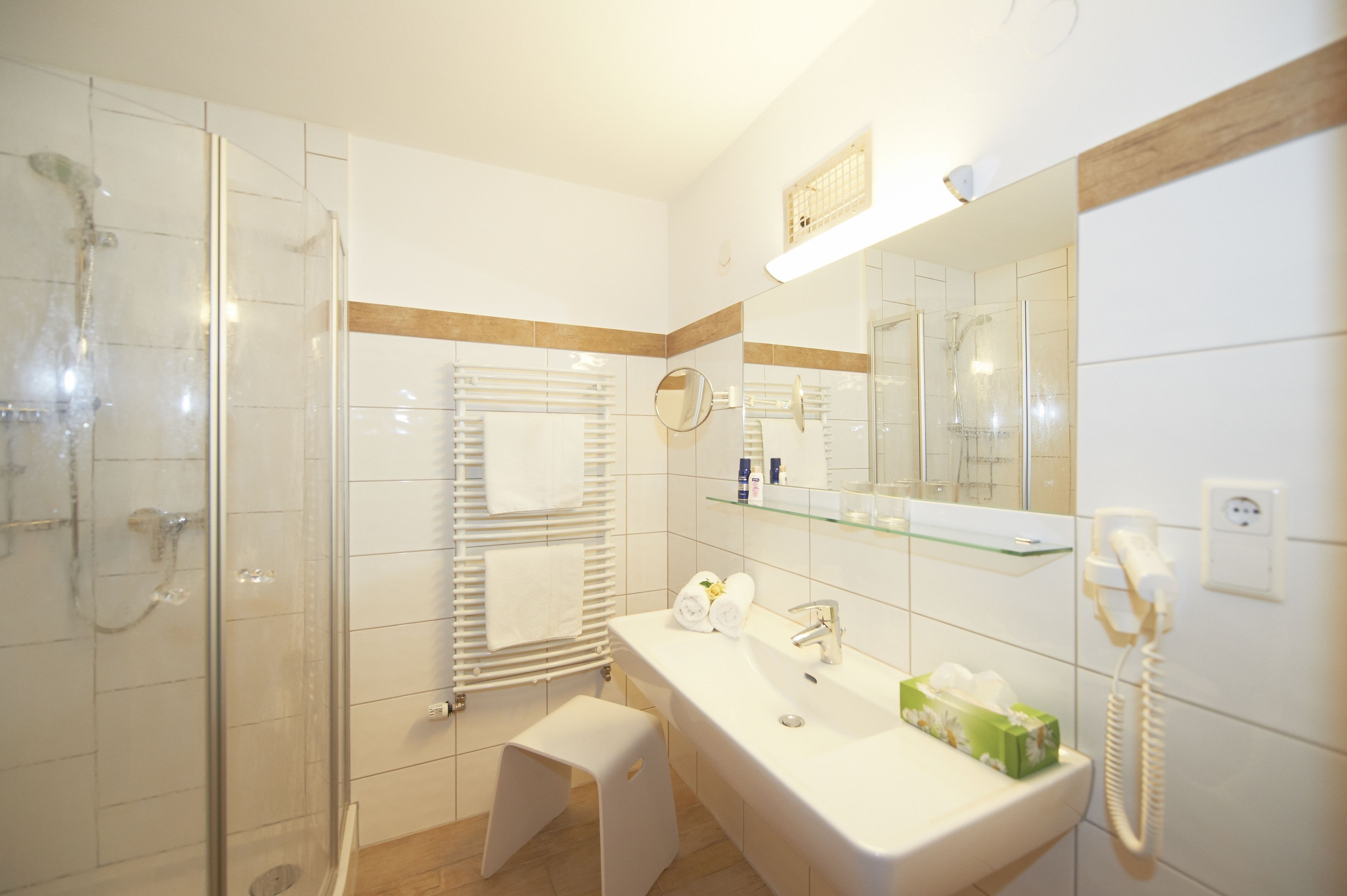 free toiletries, bathrobes, towels