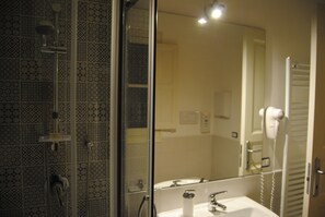 Shower, free toiletries, hair dryer - A Casa di Giuseppe (Palermo)