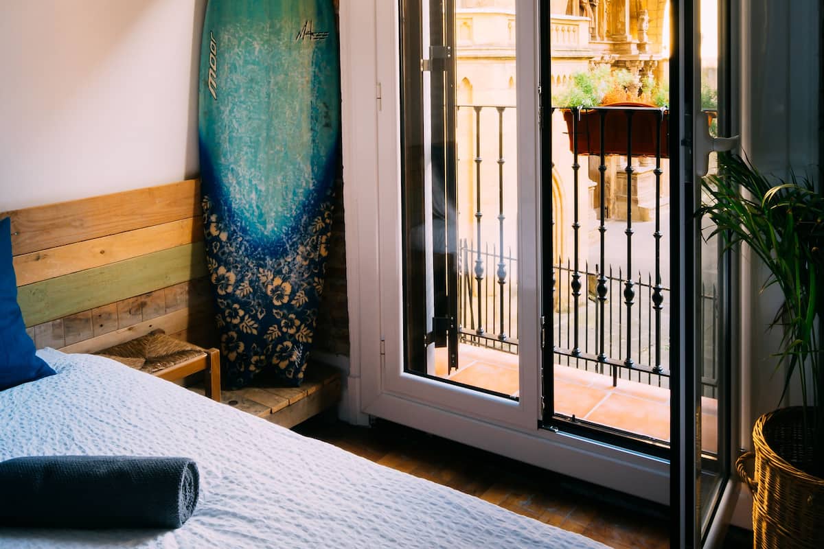 Comfort Triple Room, Balcony, City View | Individually decorated, individually furnished, free WiFi, bed sheets
