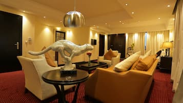 Ministerial Suite  | 1 chambre, literie de qualité supérieure, minibar, bureau