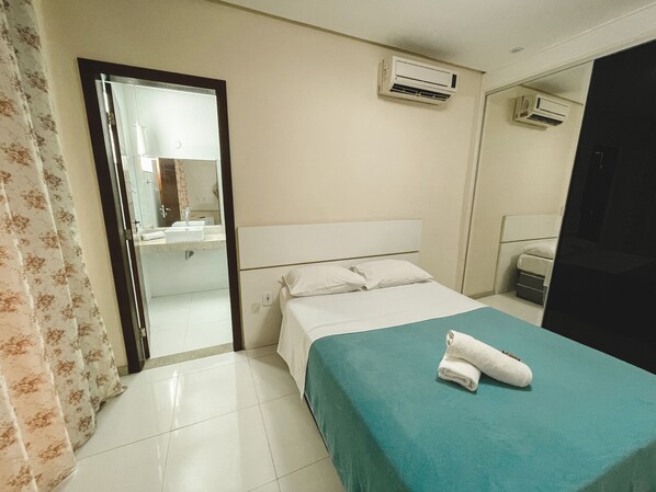 Minibar, rideaux occultants, Wi-Fi gratuit, draps fournis