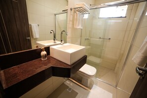 淋浴设施、毛巾