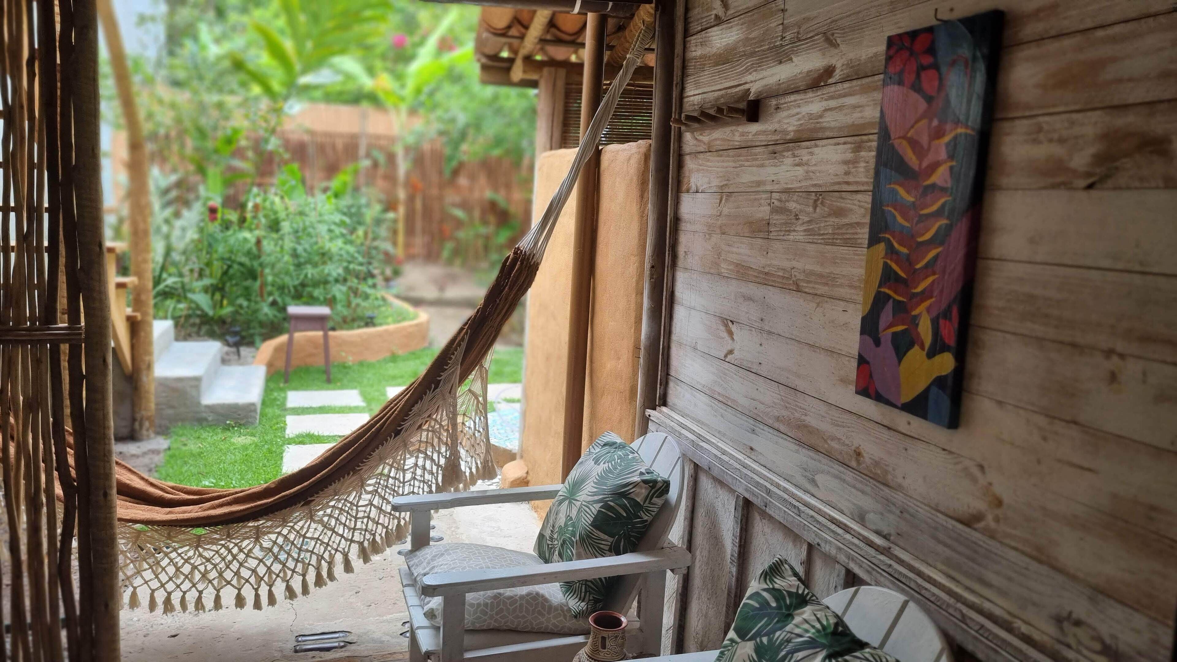 Quarto triplo standard, varanda, vista para o jardim (II) | Camas com colchões pillow-top, Wi-Fi de cortesia, roupa de cama