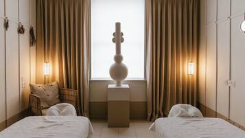 Espace de soins pour les couples, soins corporels, soins d'aromathérapie