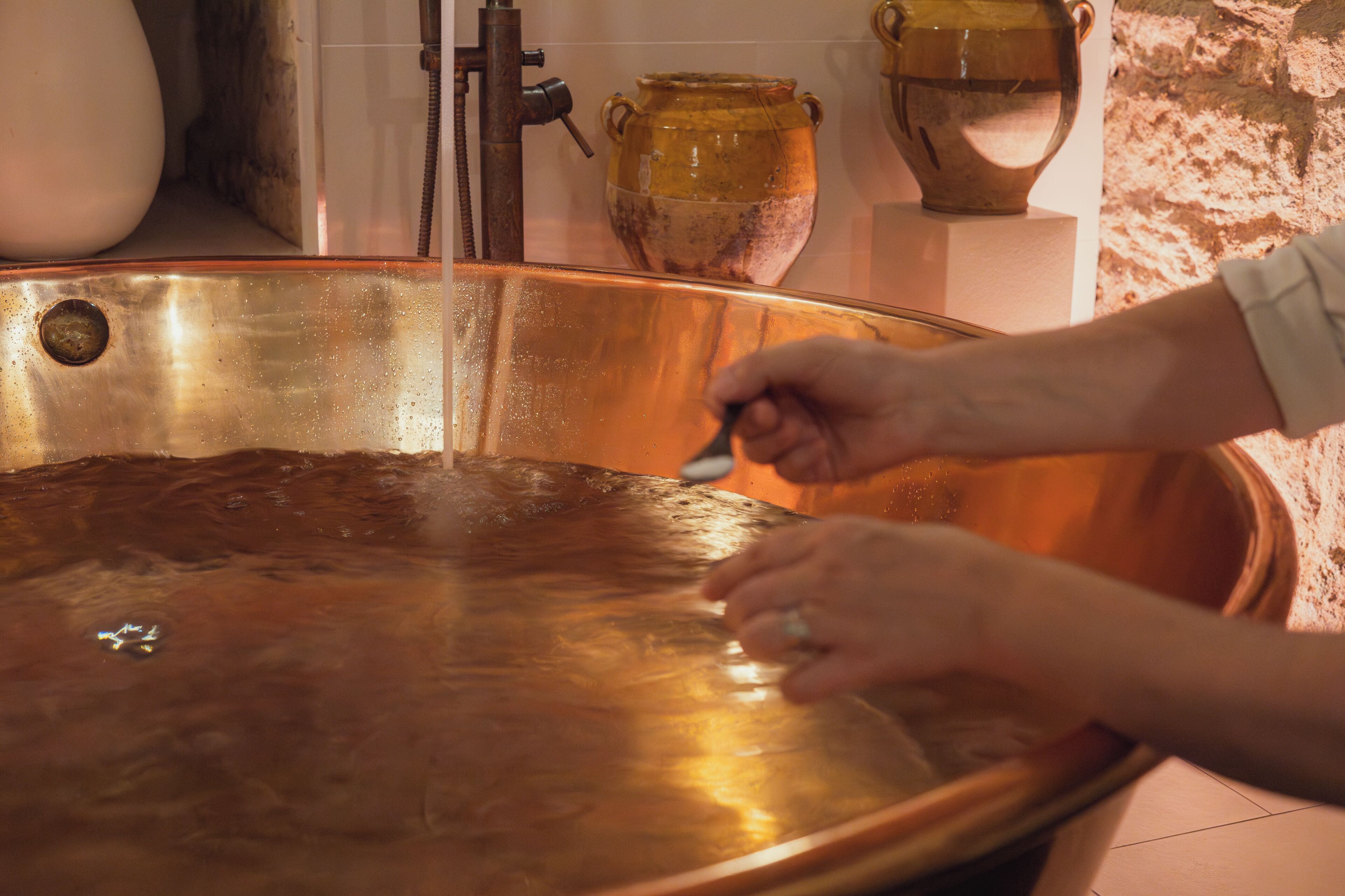 couples treatment room(s), body treatments, aromatherapy