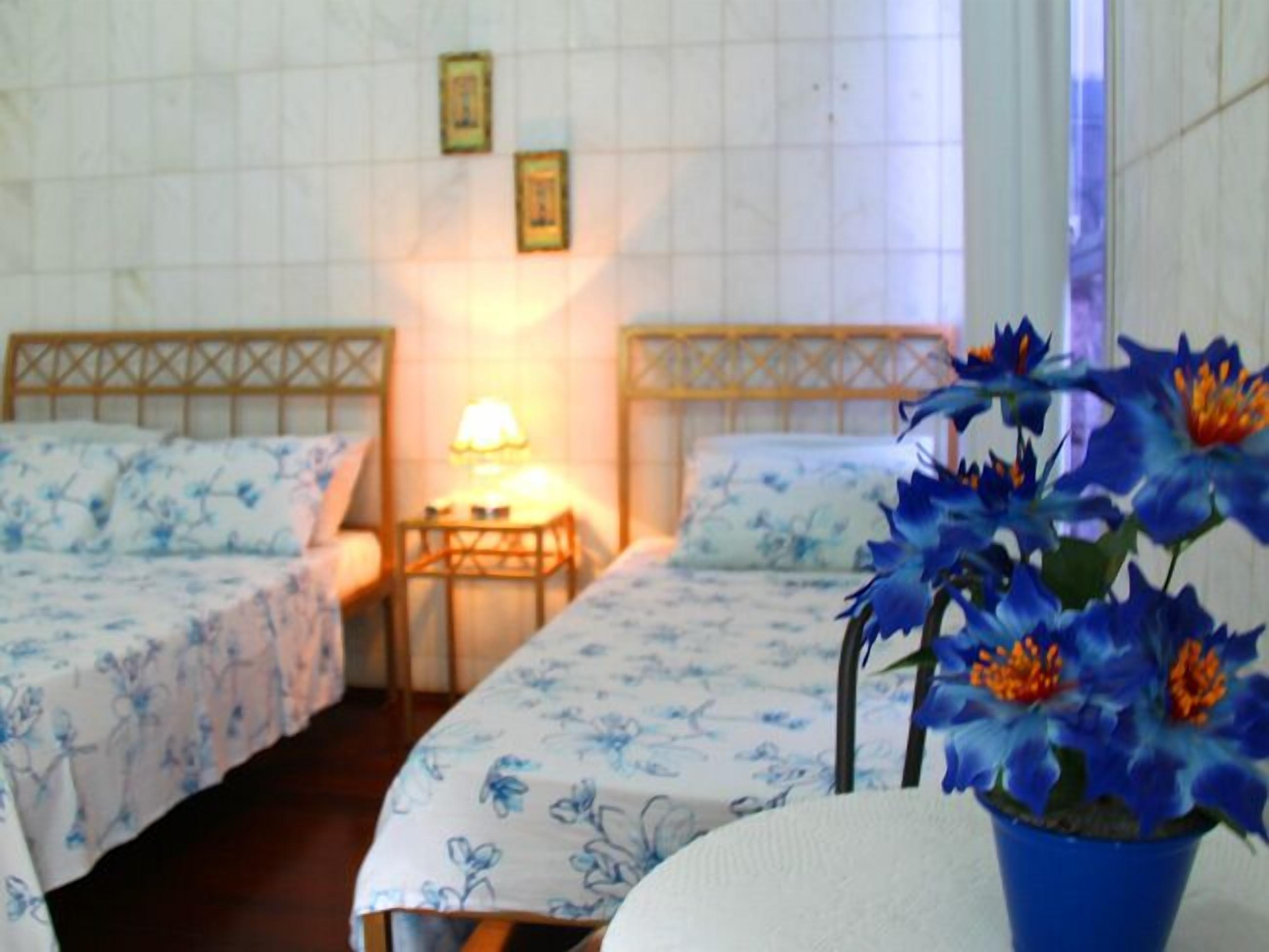 华丽双人房 | 迷你吧、遮光窗帘、熨斗/熨板、折叠床/加床（额外收费）