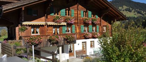 Spiher Fewo | Down comforters, individually decorated, individually furnished