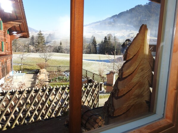 Weidhaus Stockbettzimmer | Ausblick vom Zimmer