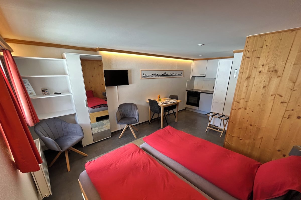 Weidhaus Studio | 3 habitaciones, edredón, decoración personalizada y muebles diferentes
