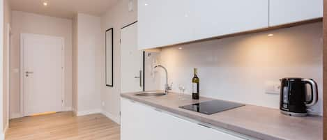 Appartement Supérieur | Cuisine privée | Réfrigérateur, plaque de cuisson, lave-vaisselle, cafetière/bouilloire