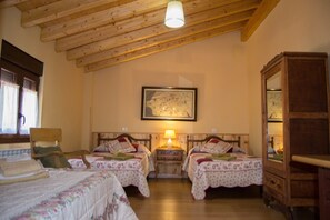 4 chambres, literie de qualité supérieure, rideaux occultants