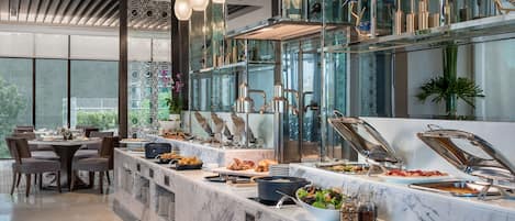 Tägliches Frühstücksbuffet (715 PHP pro Person)