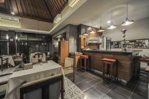 Bar (en la propiedad)