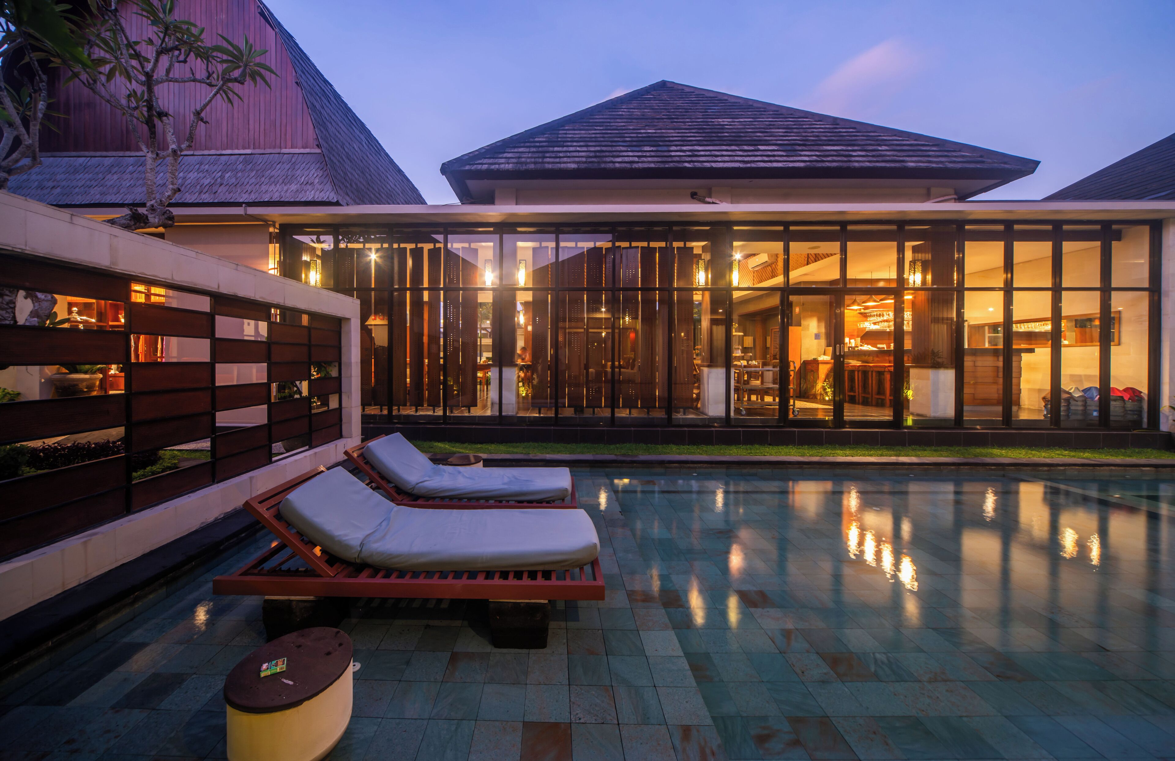 Lagoon Pool Access | Utsikt fra balkong