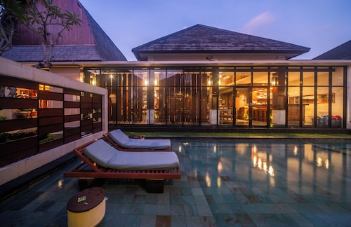 Gaing Mas Jimbaran Villas by Gaing Mas Group