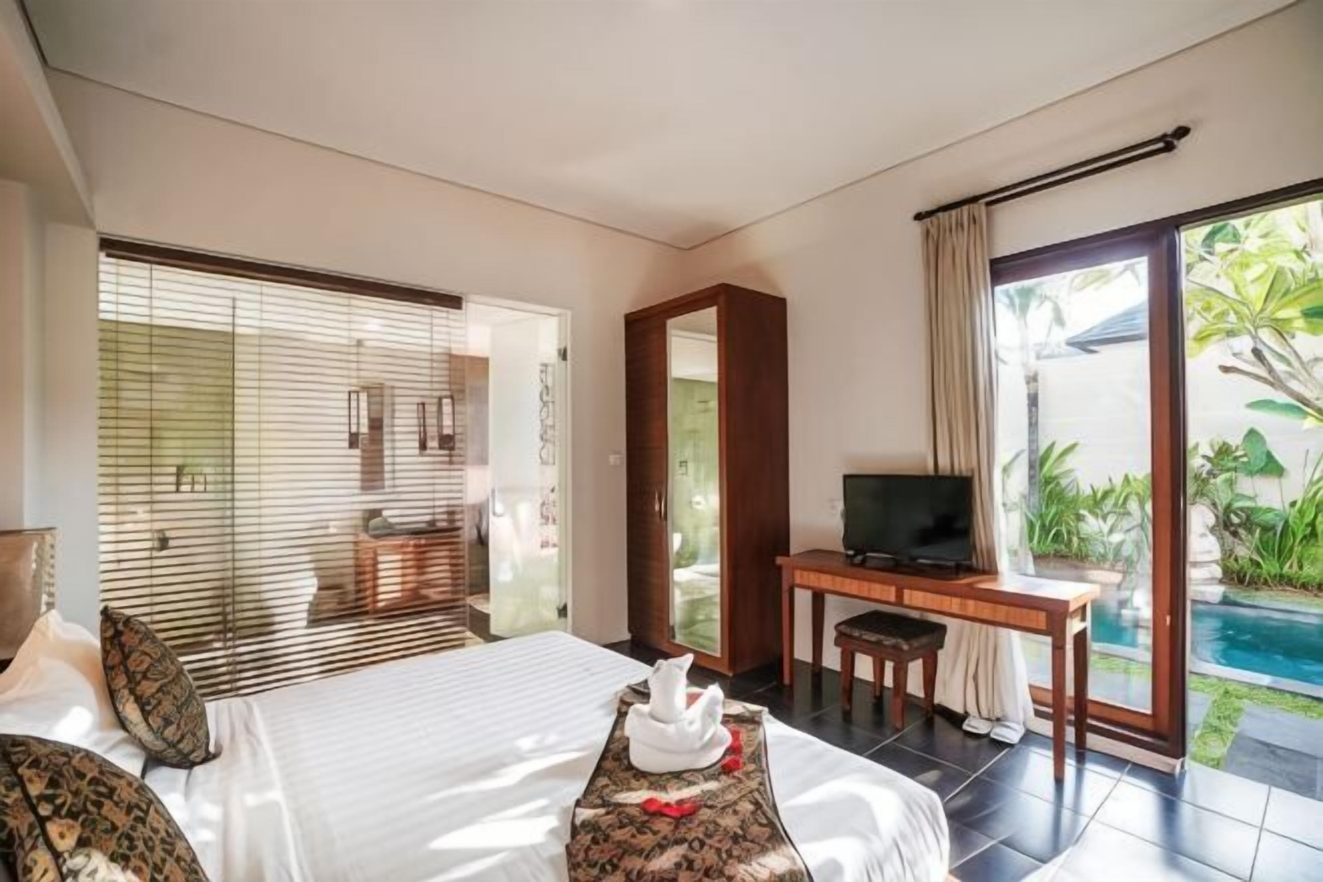 Ropa de cama de alta calidad y minibar 