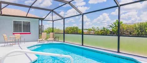 Casa, 4 habitaciones | Alberca | Alberca climatizada