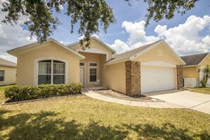 House, 4 Bedrooms | Exterior