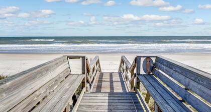 Oceanfront Condo, Private Walkway to the Beach by RedAwning