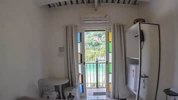 Minibar, in-room safe, individually decorated, blackout drapes