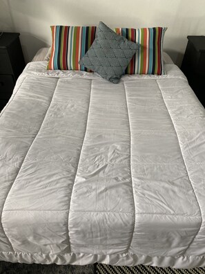 Deluxe Room, 2 Bedrooms | Iron/ironing board, free WiFi, bed sheets