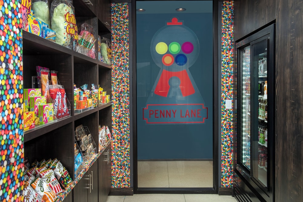 The Troubadour Hotel New Orleans by null