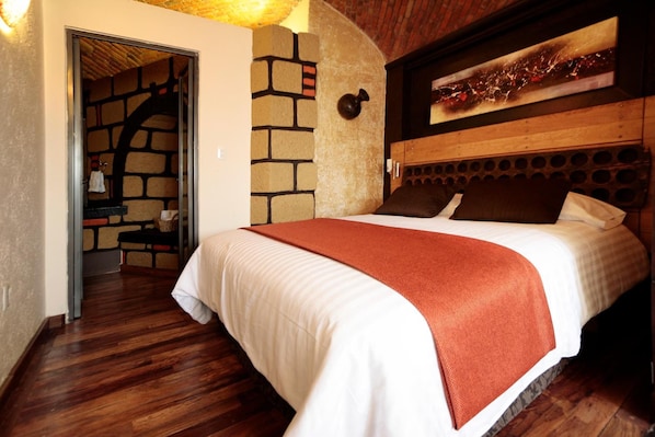In-room safe, WiFi
