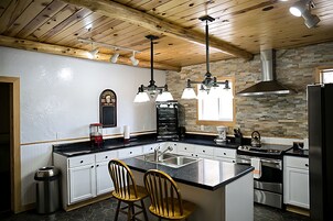 Vacation Rental | Private kitchen
