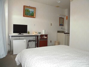 Free WiFi, bed sheets - Business Hotel Okuro (Hakodate)