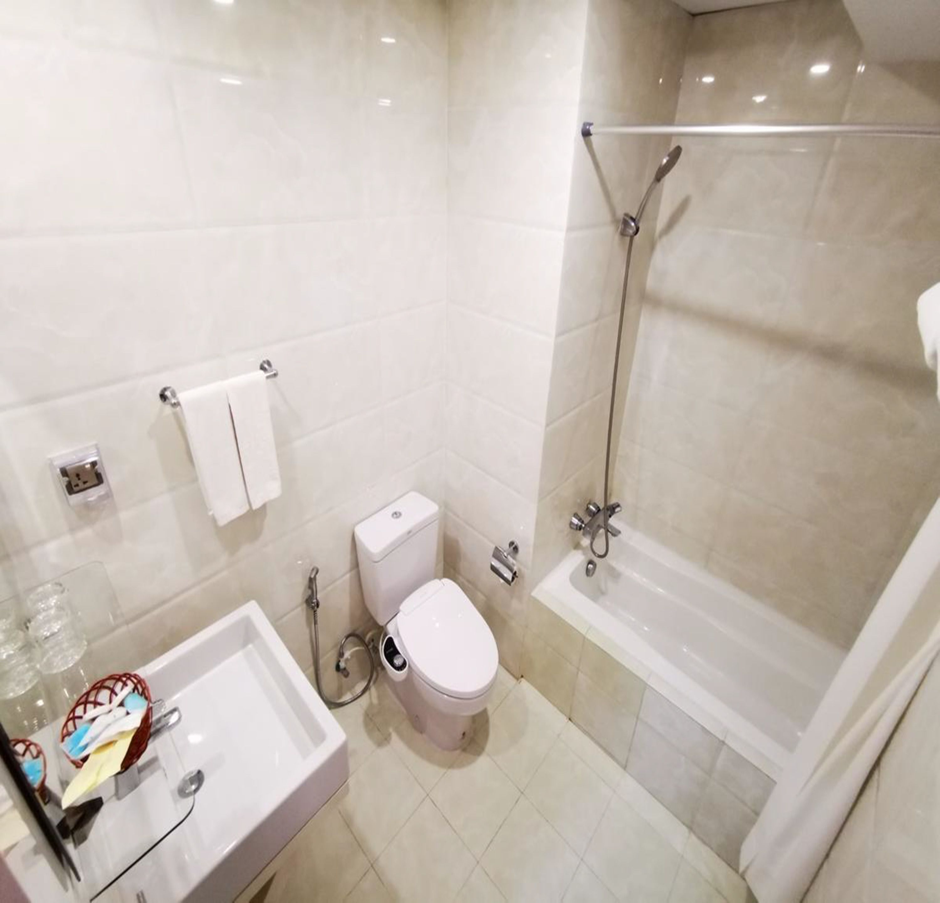 superior room | bathroom | shower, free toiletries, hair dryer, slippers