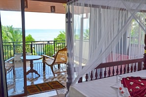 Penthouse Garden View Family Room | 1 bedroom, premium bedding, desk, free WiFi - Sea View Deepal Villa (Unawatuna)
