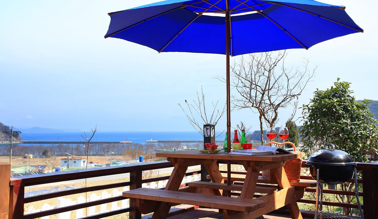 스탠다드 스튜디오 102호 / 103호 / 104호 | 테라스/파티오