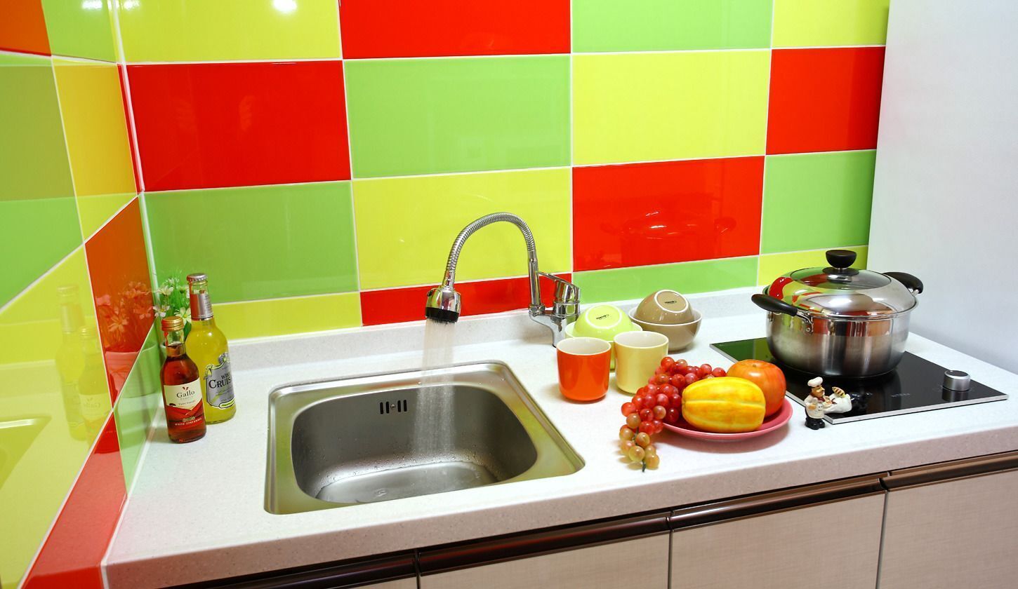 Dapur peribadi | Ketuhar gelombang mikro, dapur, cerek elektrik 