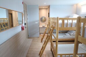 Shared Dormitory, Men only (6 persons)
