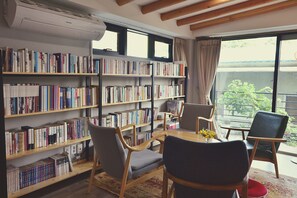 Restaurant - Andong Poong-gyung HOSTEL n LIBRARY (Andong)